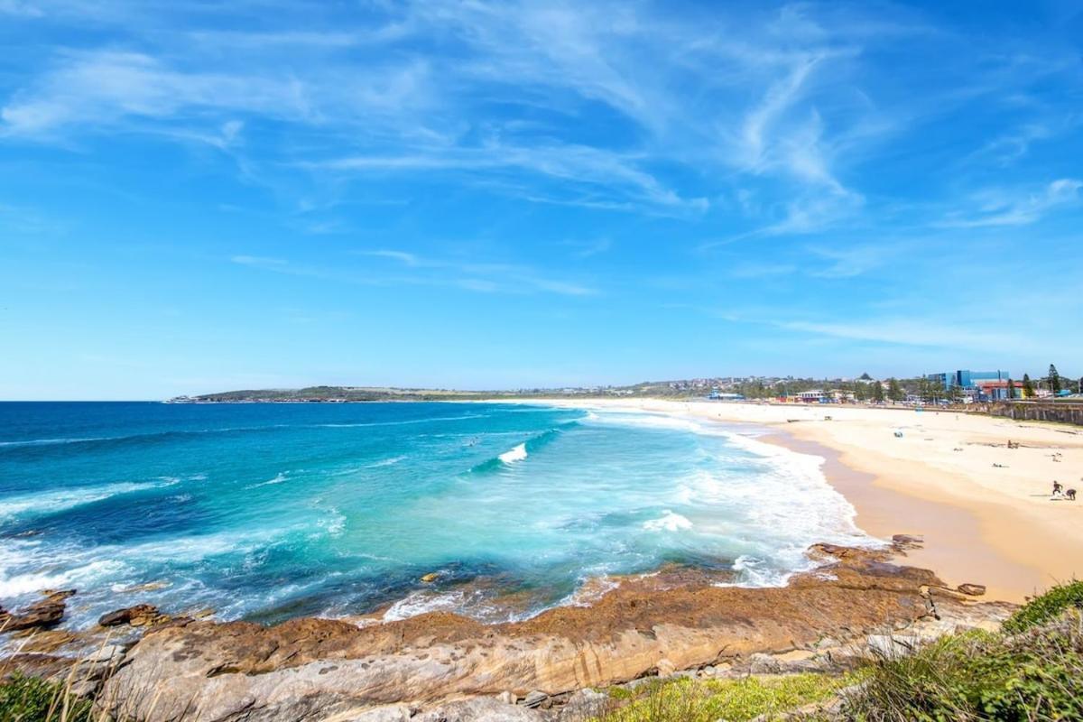 Ocean View 1bdr At Maroubra Apartment